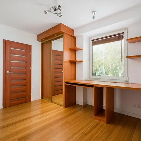 Apartment Goclaw Homely By Bookinghost